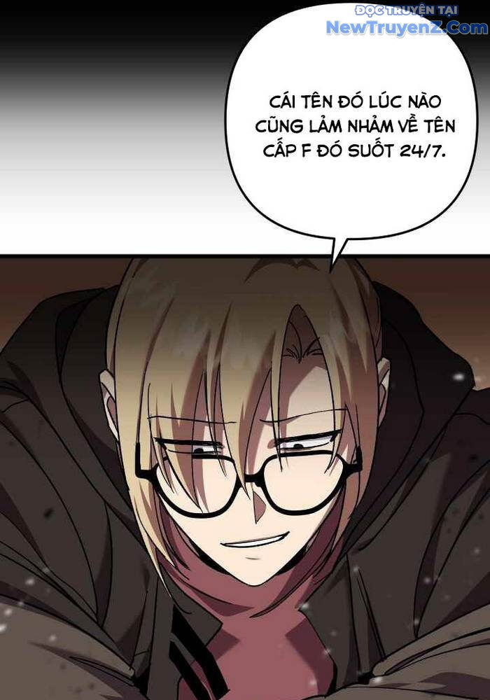Giả Vờ Làm Kẻ Vô Dụng Ở Học Đường