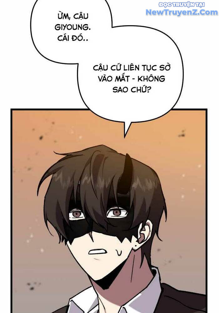 Giả Vờ Làm Kẻ Vô Dụng Ở Học Đường