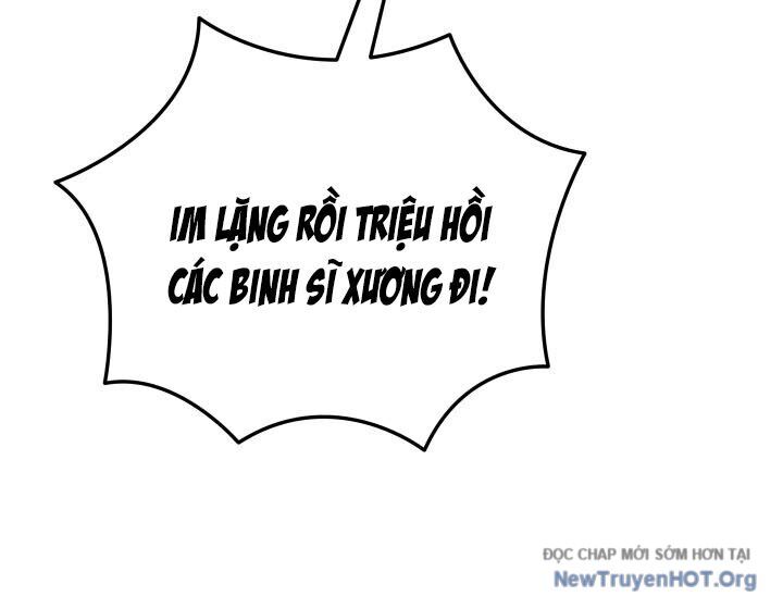 Giả Vờ Làm Kẻ Vô Dụng Ở Học Đường