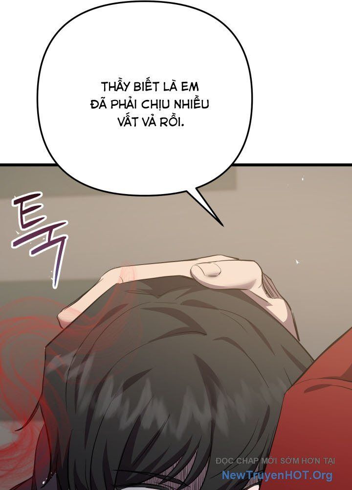 Giả Vờ Làm Kẻ Vô Dụng Ở Học Đường