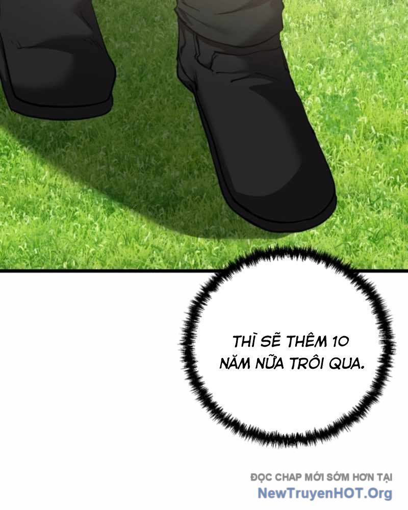 Giả Vờ Làm Kẻ Vô Dụng Ở Học Đường