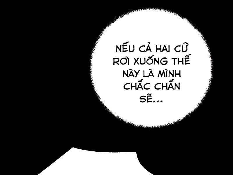 Giả Vờ Làm Kẻ Vô Dụng Ở Học Đường