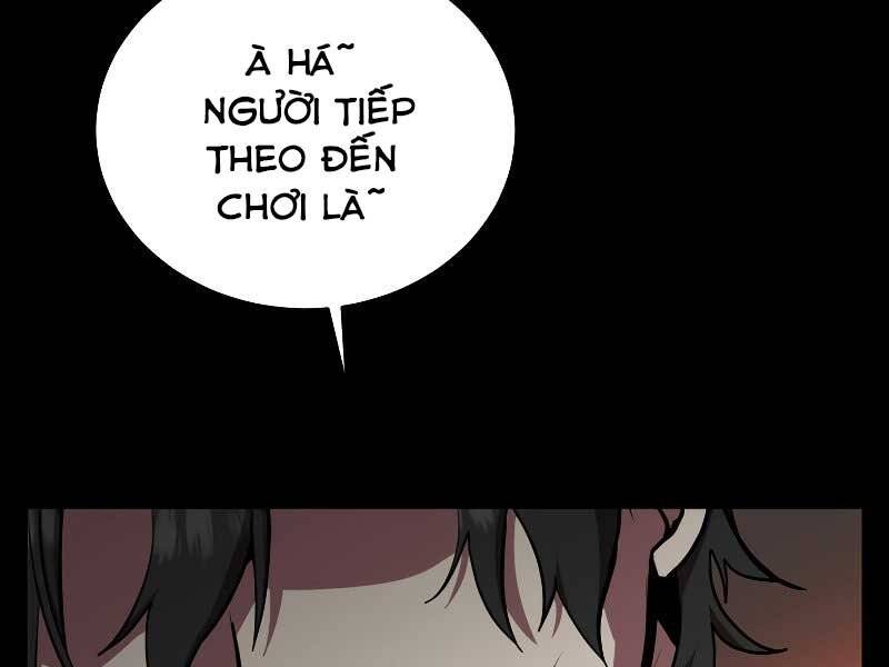 Giả Vờ Làm Kẻ Vô Dụng Ở Học Đường