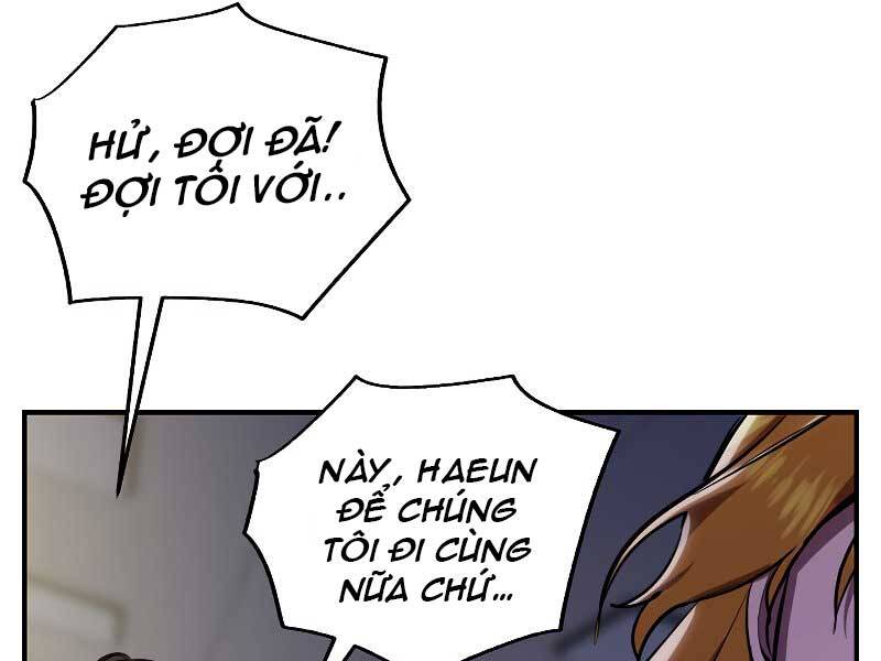 Giả Vờ Làm Kẻ Vô Dụng Ở Học Đường