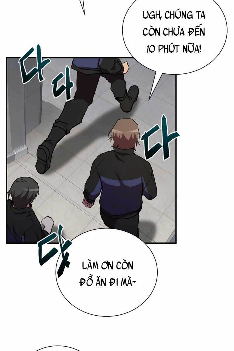 Giả Vờ Làm Kẻ Vô Dụng Ở Học Đường