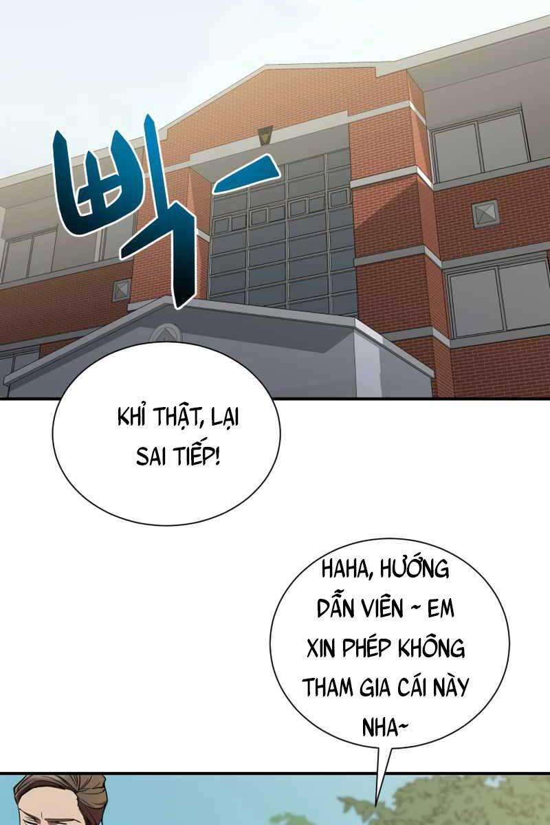 Giả Vờ Làm Kẻ Vô Dụng Ở Học Đường