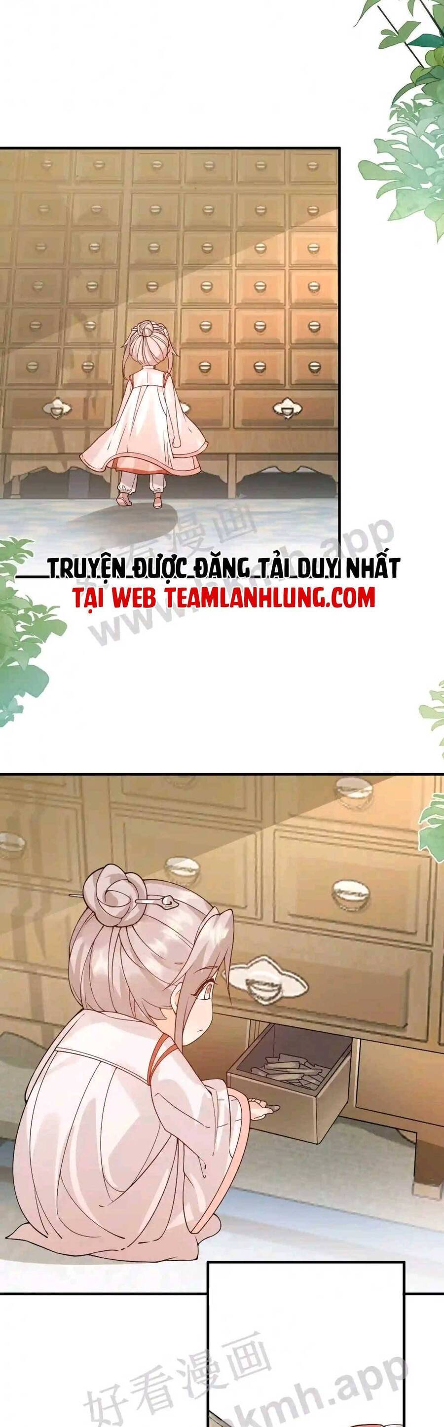 Tiểu manh bảo bốn tuổi theo sư phụ xuống núi