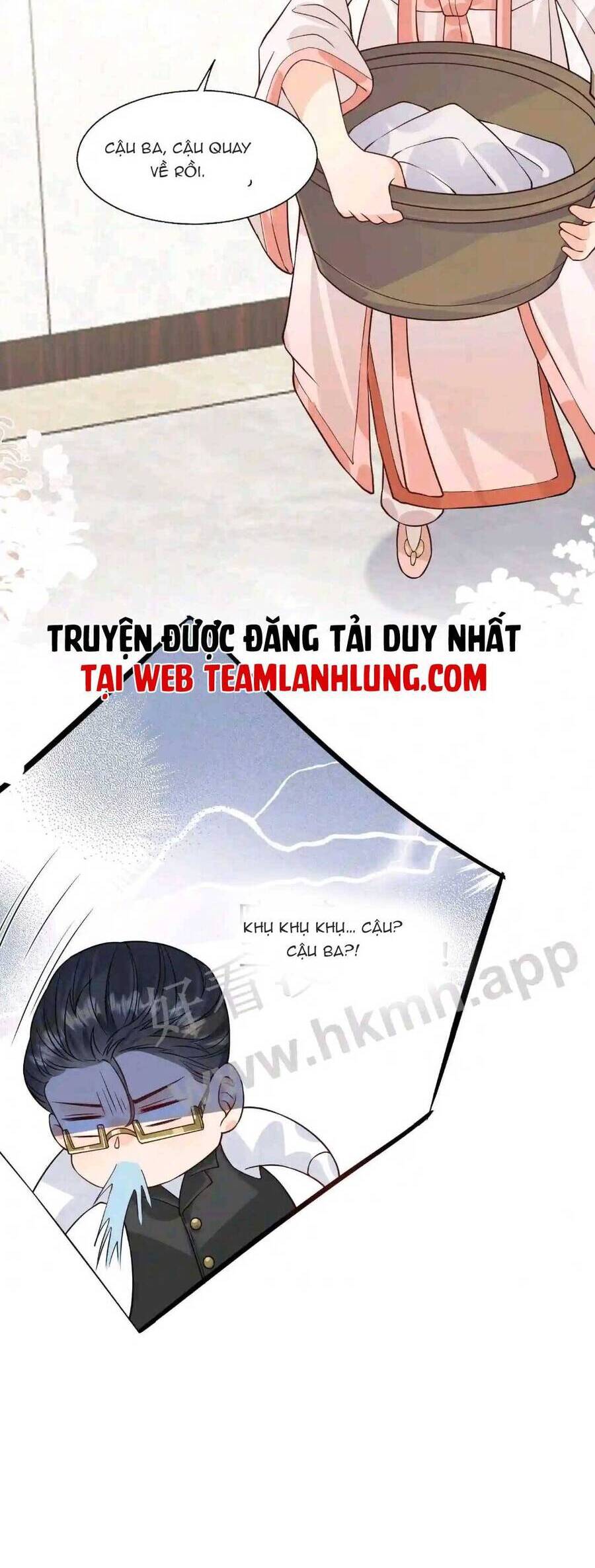 Tiểu manh bảo bốn tuổi theo sư phụ xuống núi
