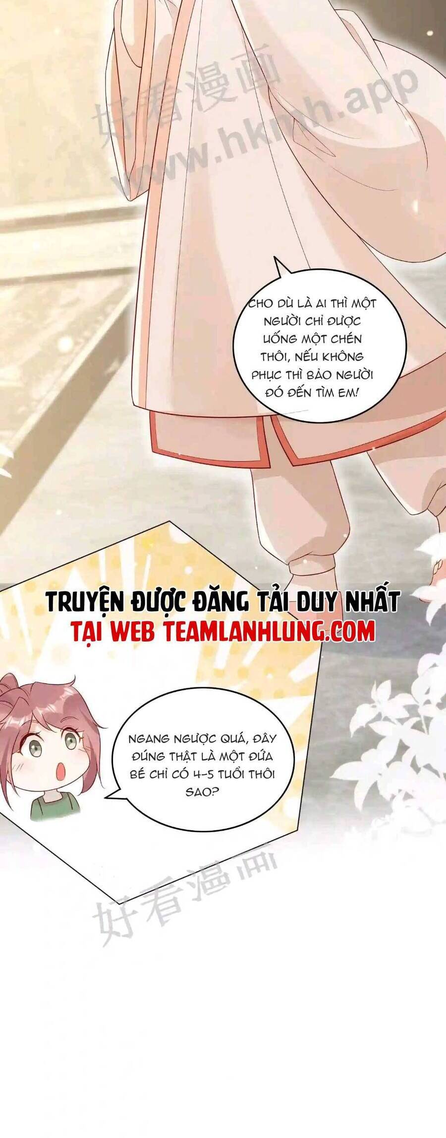 Tiểu manh bảo bốn tuổi theo sư phụ xuống núi