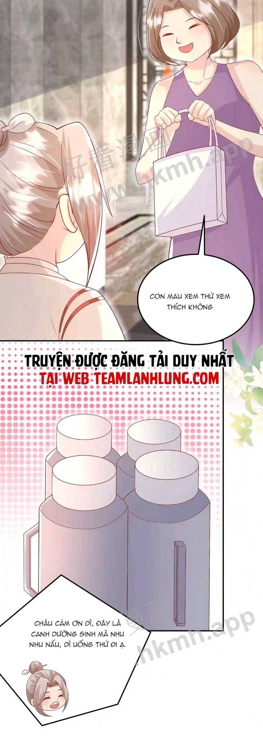 Tiểu manh bảo bốn tuổi theo sư phụ xuống núi