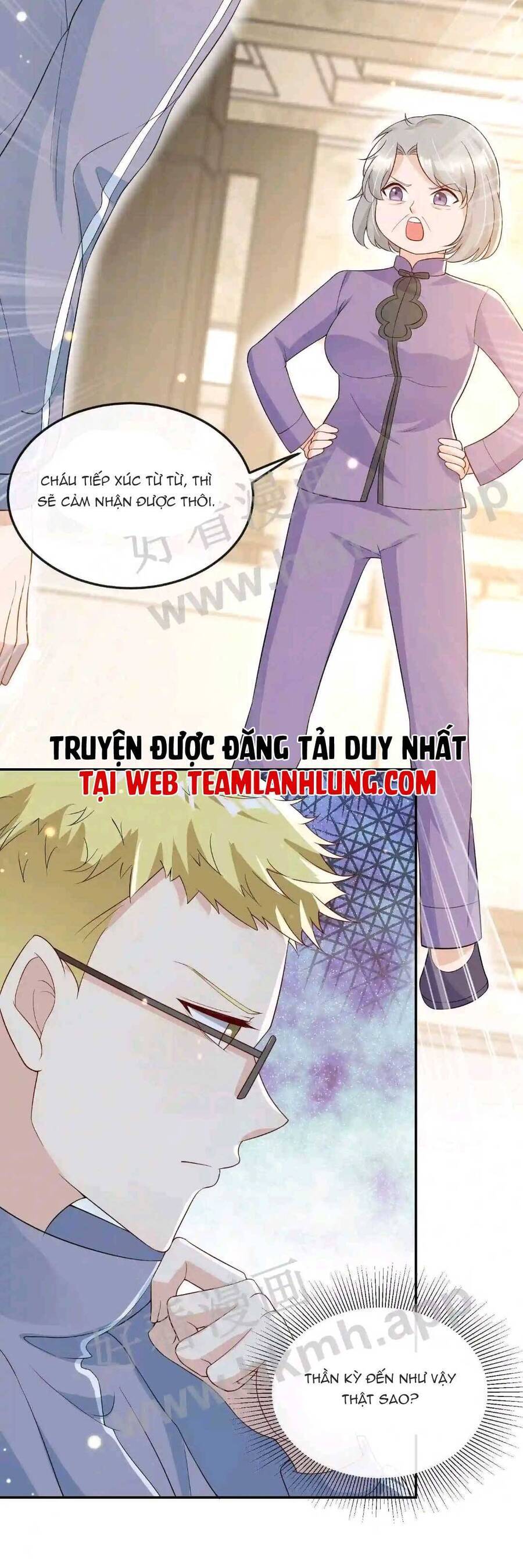 Tiểu manh bảo bốn tuổi theo sư phụ xuống núi