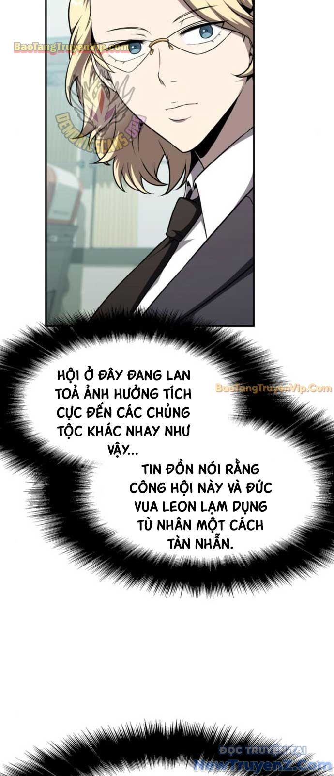 Vua hiệp sĩ đã trở lại với một vị thần