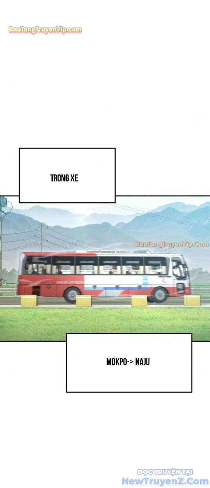 Vua hiệp sĩ đã trở lại với một vị thần