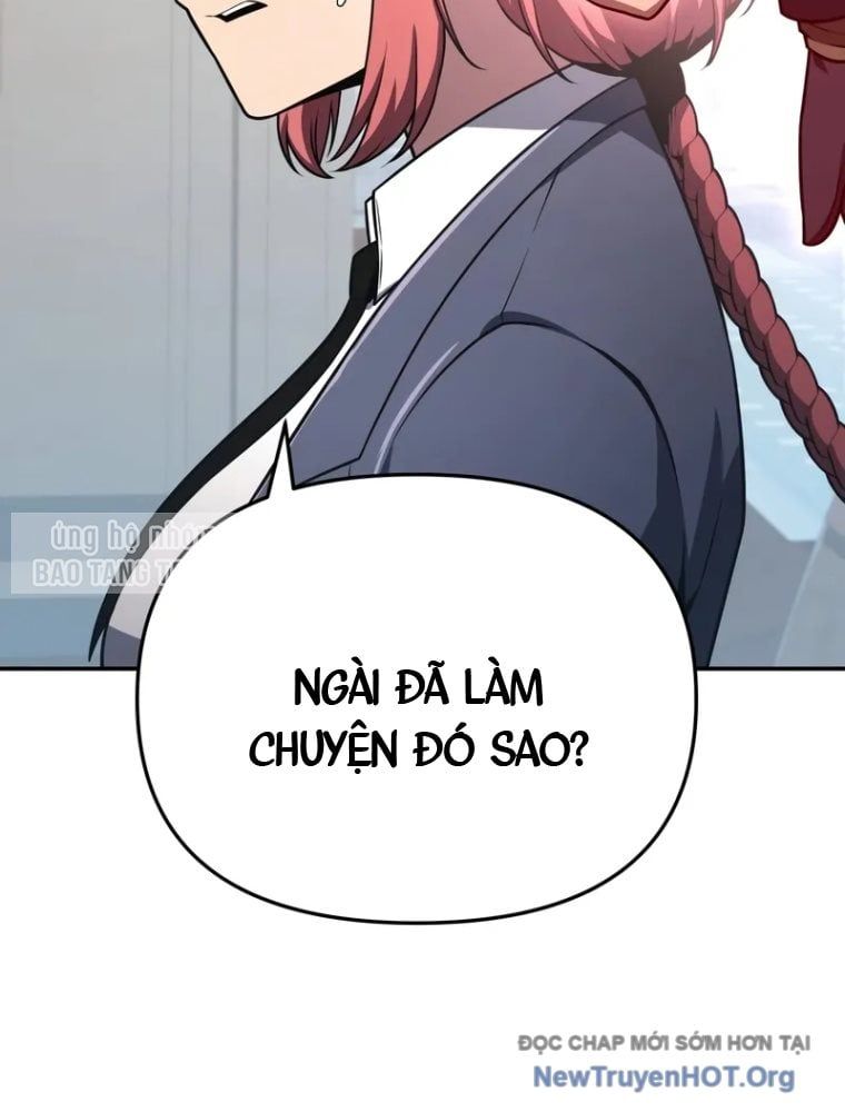 Vua hiệp sĩ đã trở lại với một vị thần