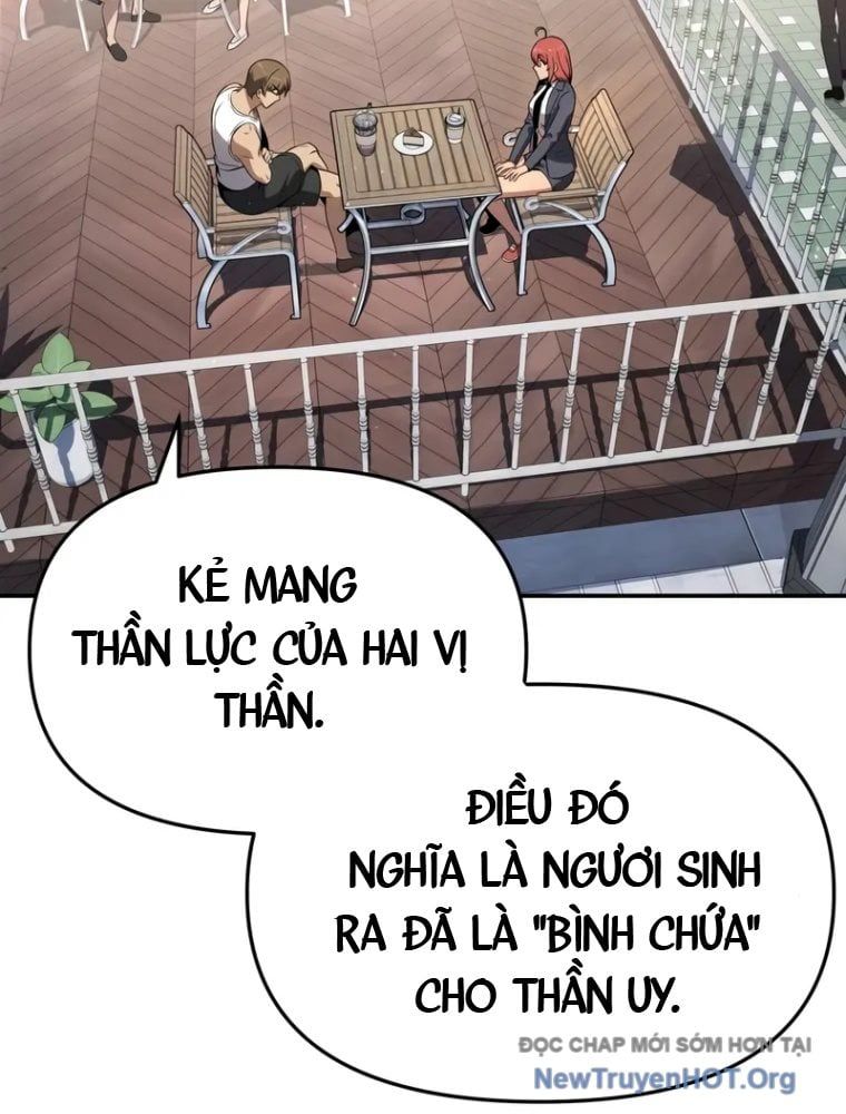 Vua hiệp sĩ đã trở lại với một vị thần