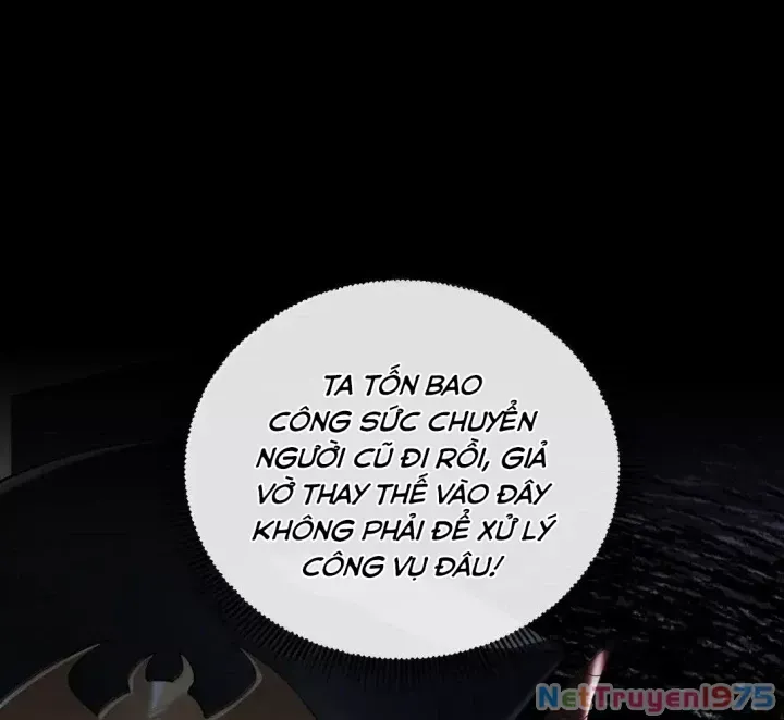 Thánh nữ, xin hãy dừng ngay những trò quái đản của cô đi!!