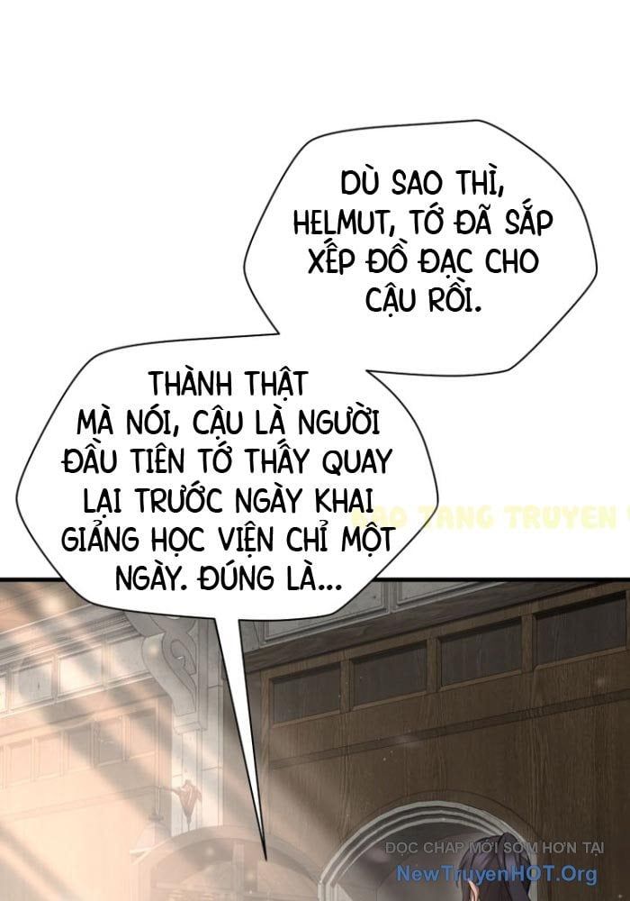 Helmut Đứa Trẻ Bị Ruồng Bỏ