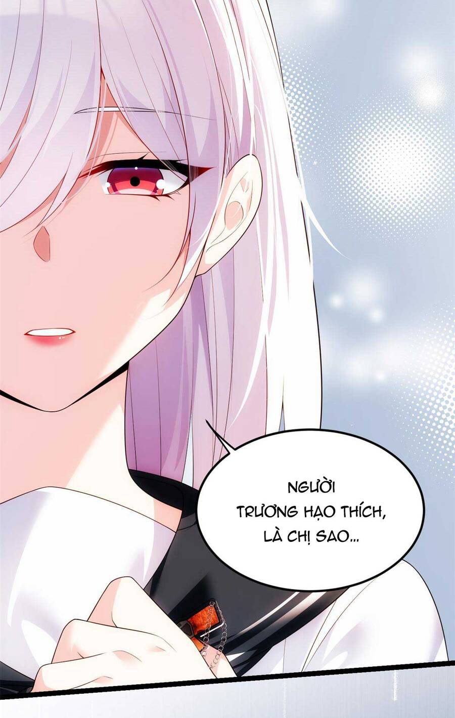 Tôi ở thế giới khác dựa dẫm vào phụ nữ