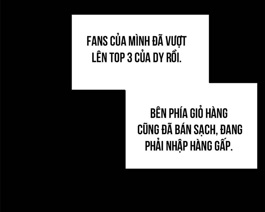 Tôi ở thế giới khác dựa dẫm vào phụ nữ