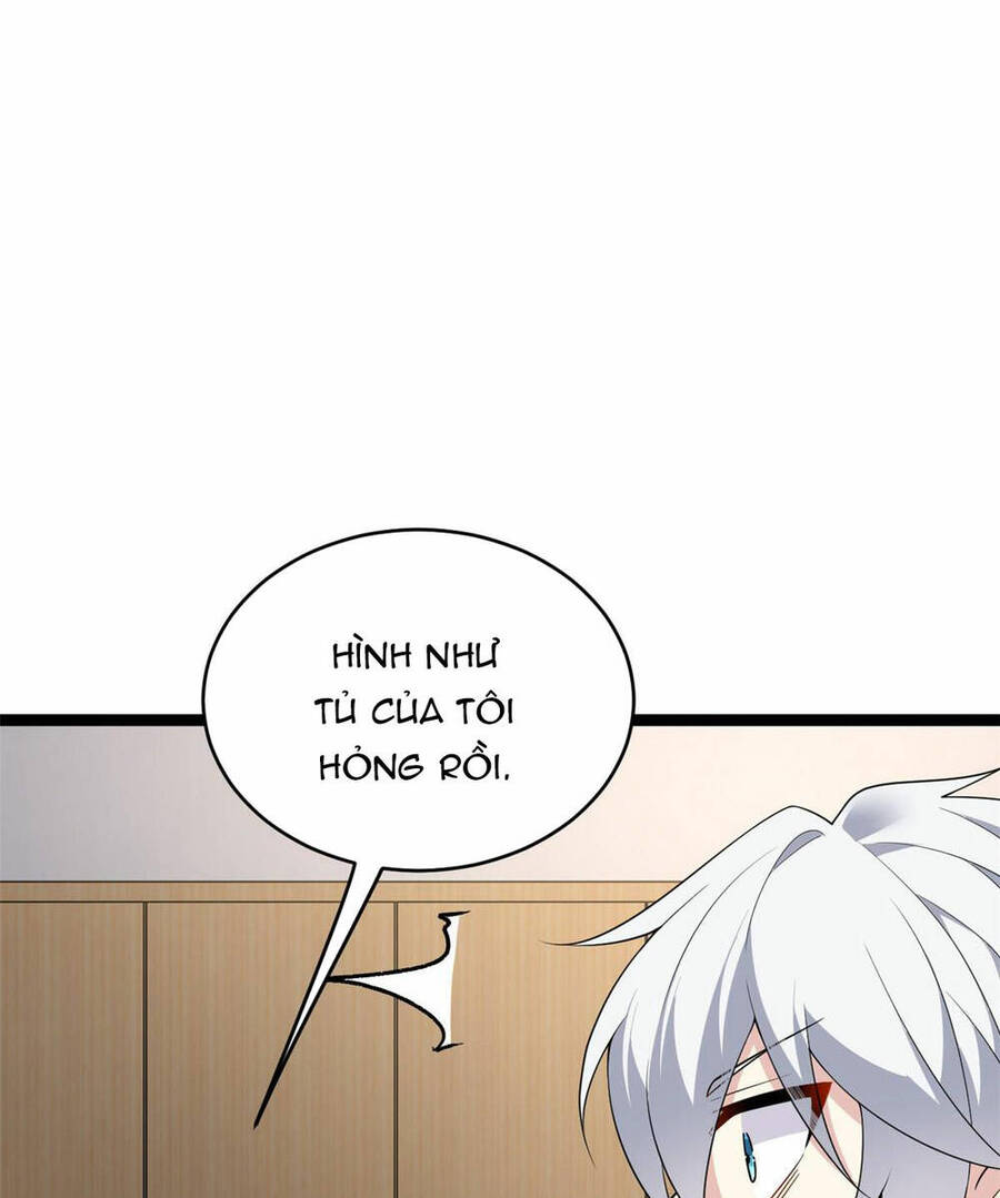 Tôi ở thế giới khác dựa dẫm vào phụ nữ