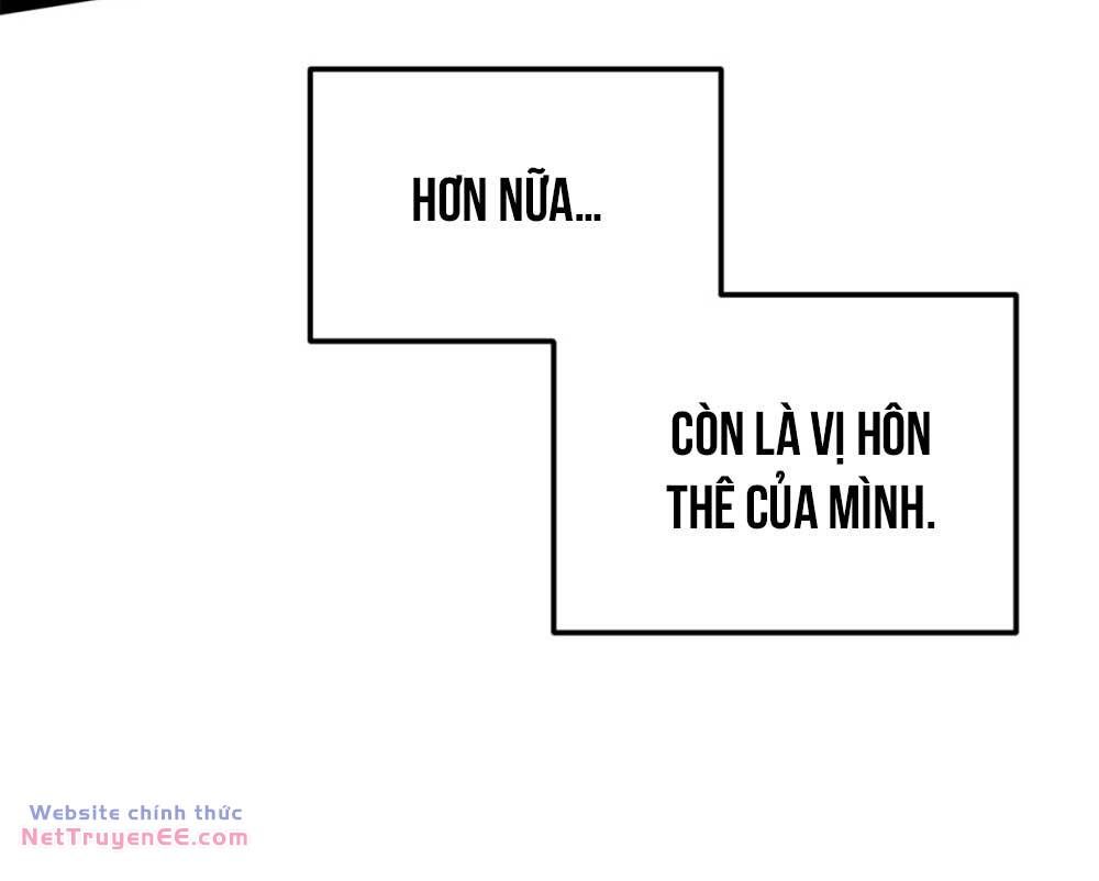 Tôi ở thế giới khác dựa dẫm vào phụ nữ