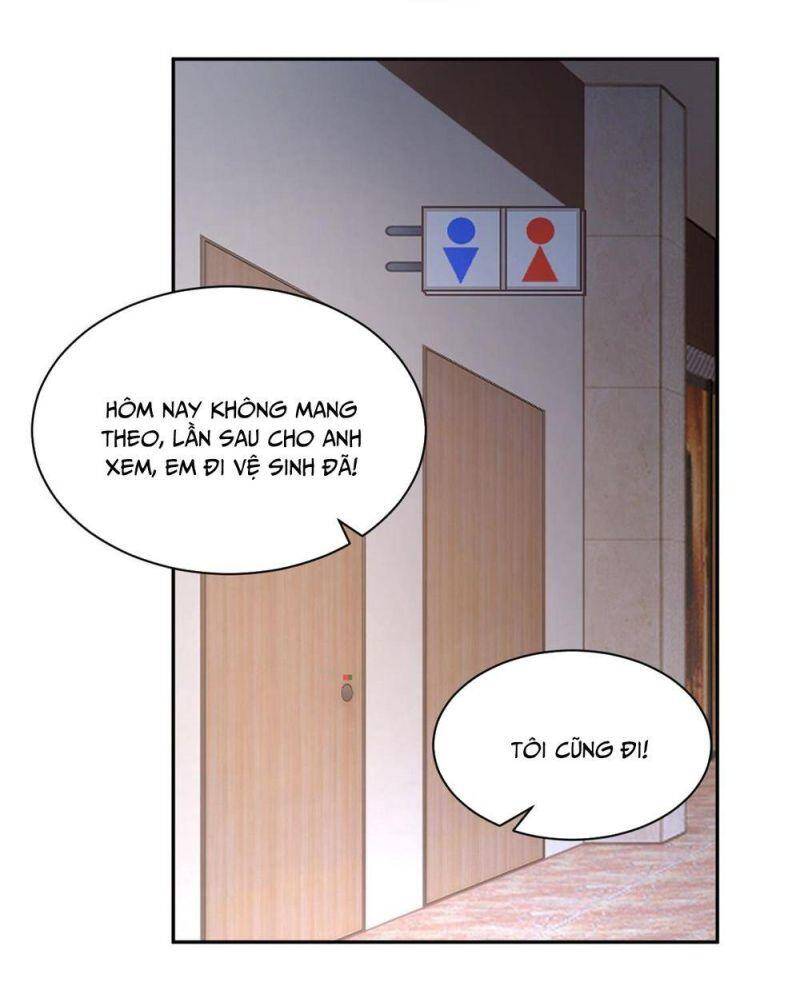 Tôi ở thế giới khác dựa dẫm vào phụ nữ