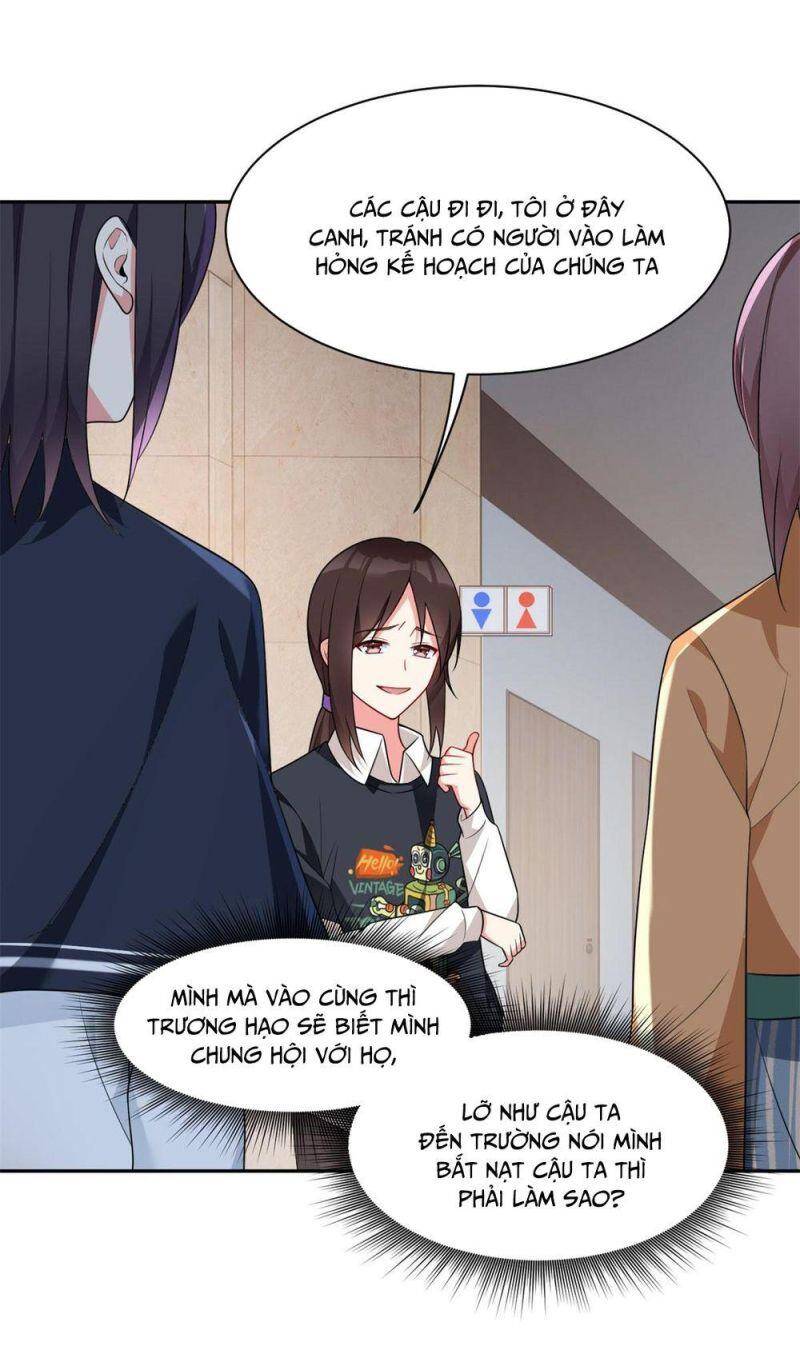 Tôi ở thế giới khác dựa dẫm vào phụ nữ