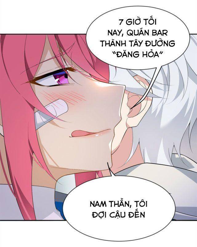 Tôi ở thế giới khác dựa dẫm vào phụ nữ