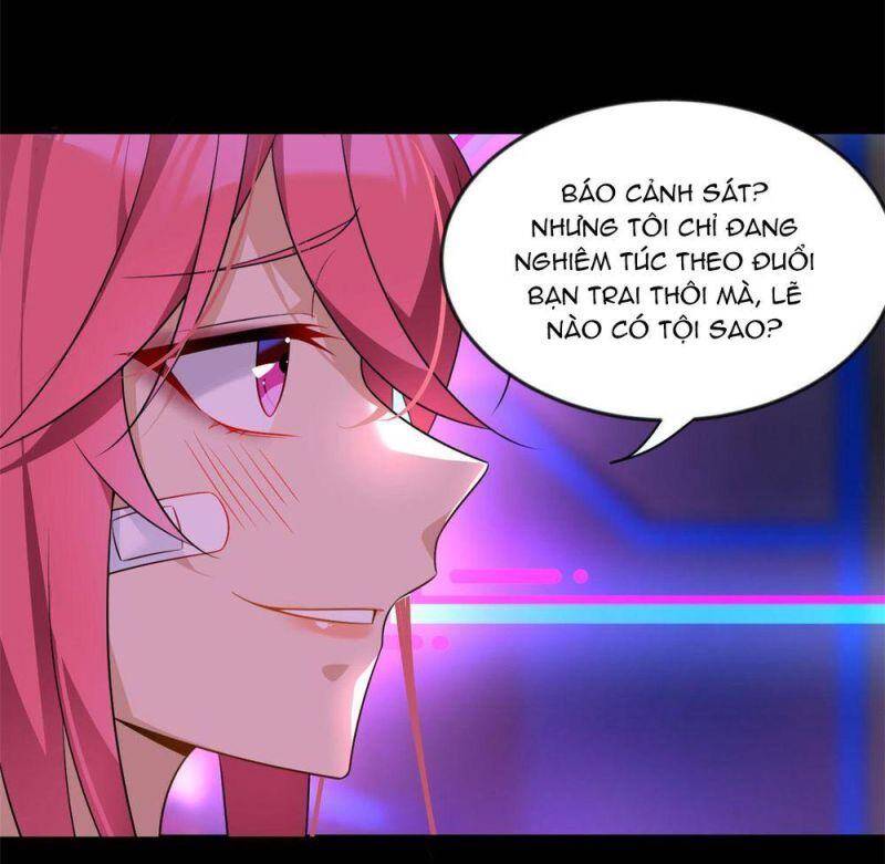 Tôi ở thế giới khác dựa dẫm vào phụ nữ