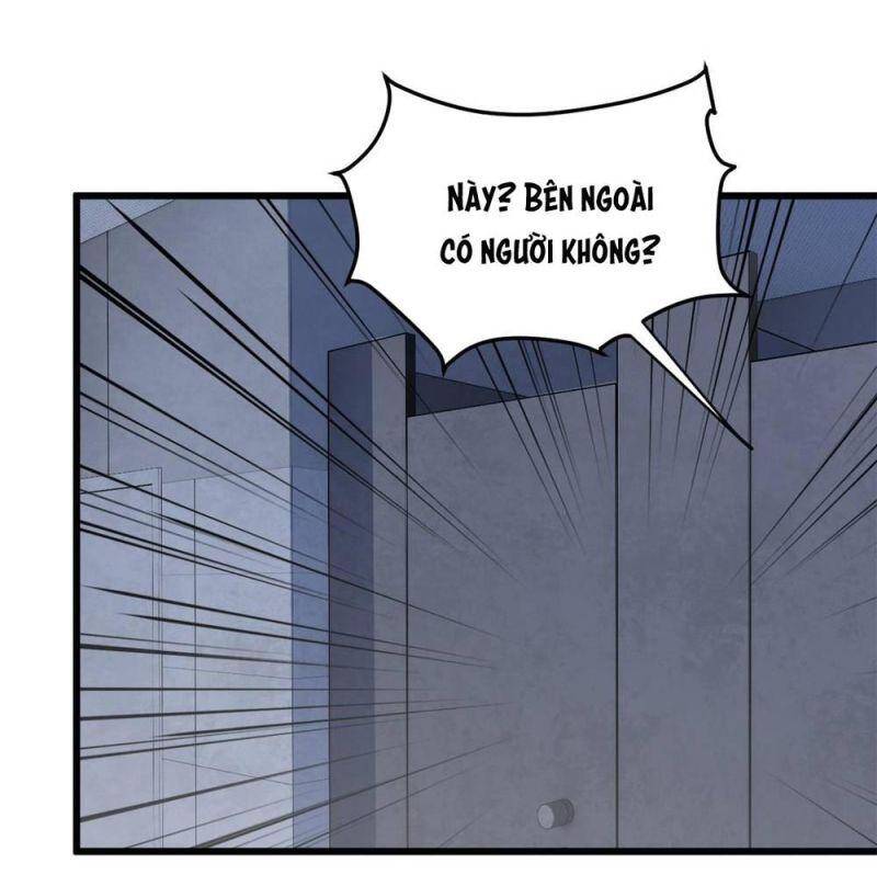 Tôi ở thế giới khác dựa dẫm vào phụ nữ