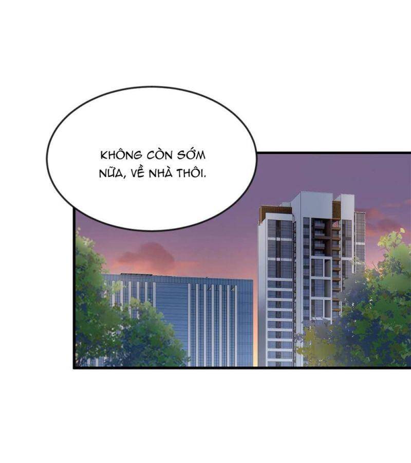 Tôi ở thế giới khác dựa dẫm vào phụ nữ