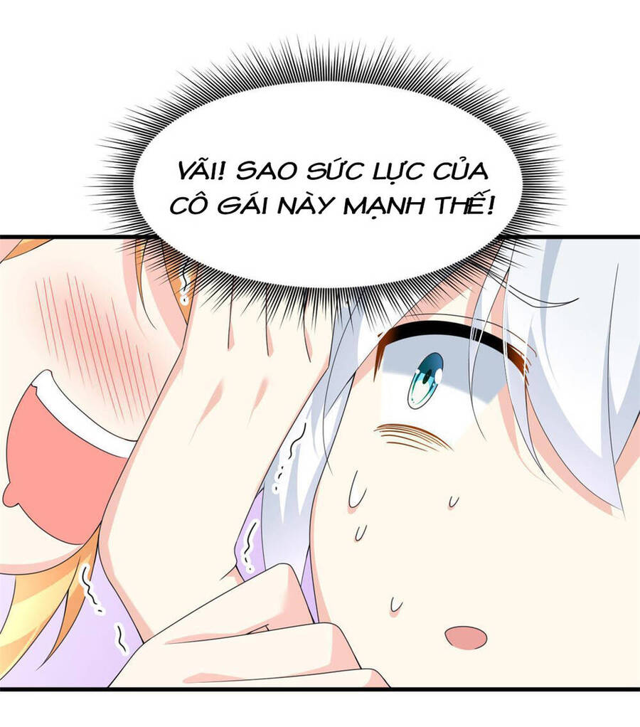Tôi ở thế giới khác dựa dẫm vào phụ nữ