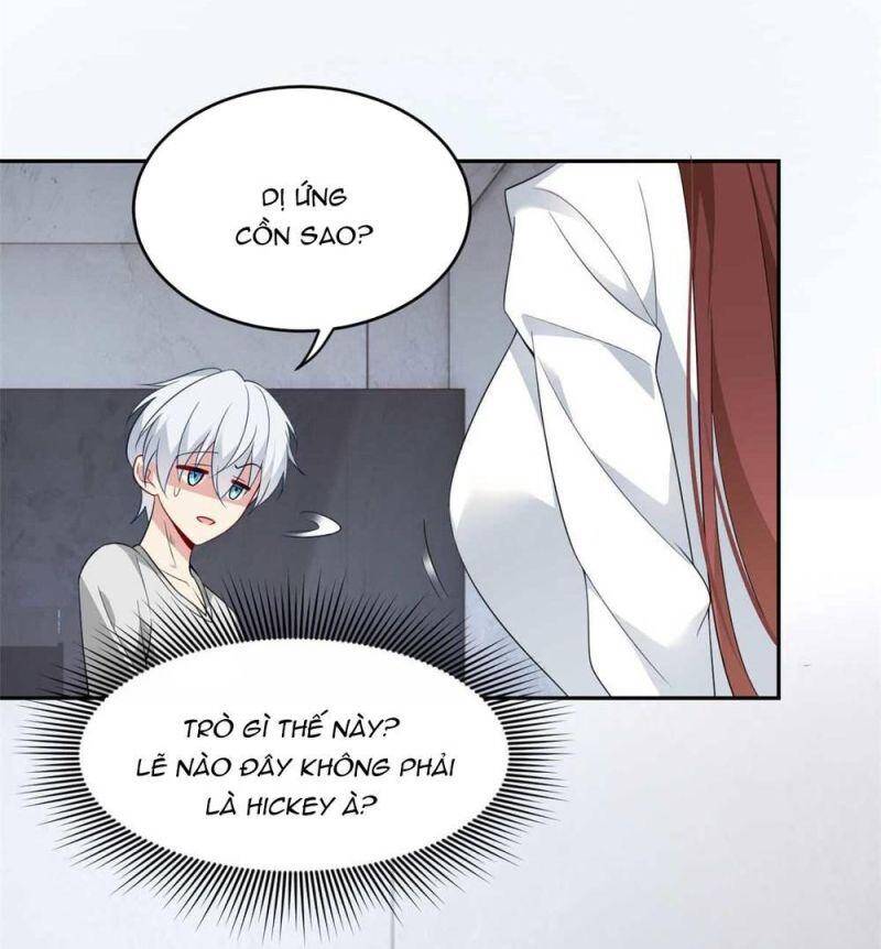 Tôi ở thế giới khác dựa dẫm vào phụ nữ