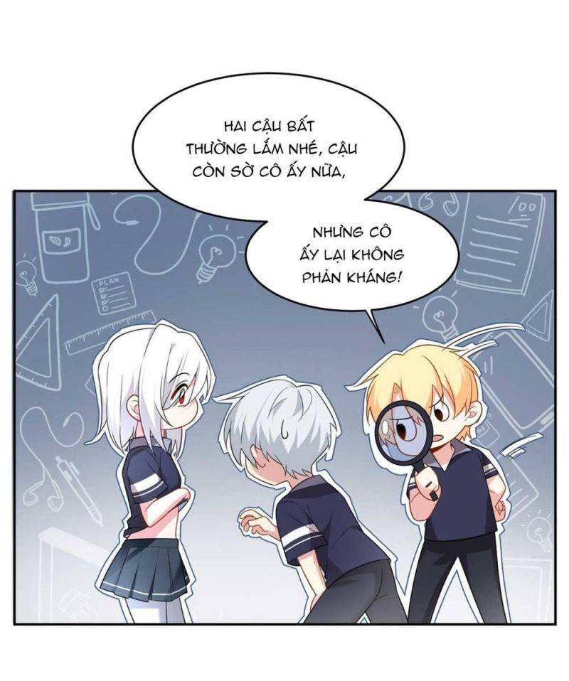 Tôi ở thế giới khác dựa dẫm vào phụ nữ