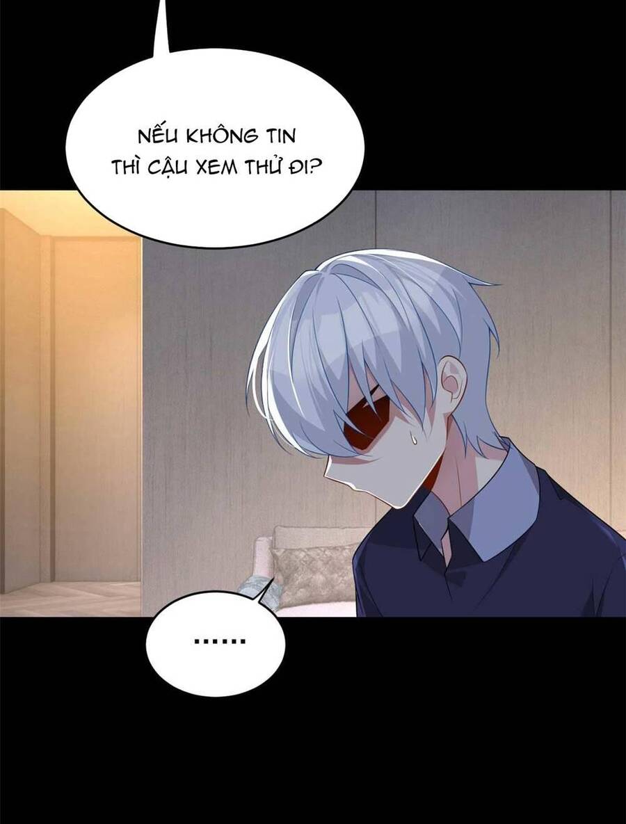 Tôi ở thế giới khác dựa dẫm vào phụ nữ