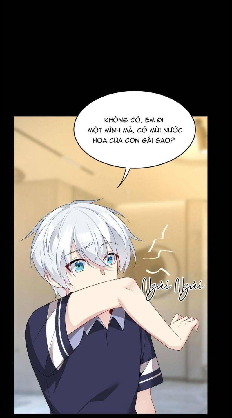 Tôi ở thế giới khác dựa dẫm vào phụ nữ