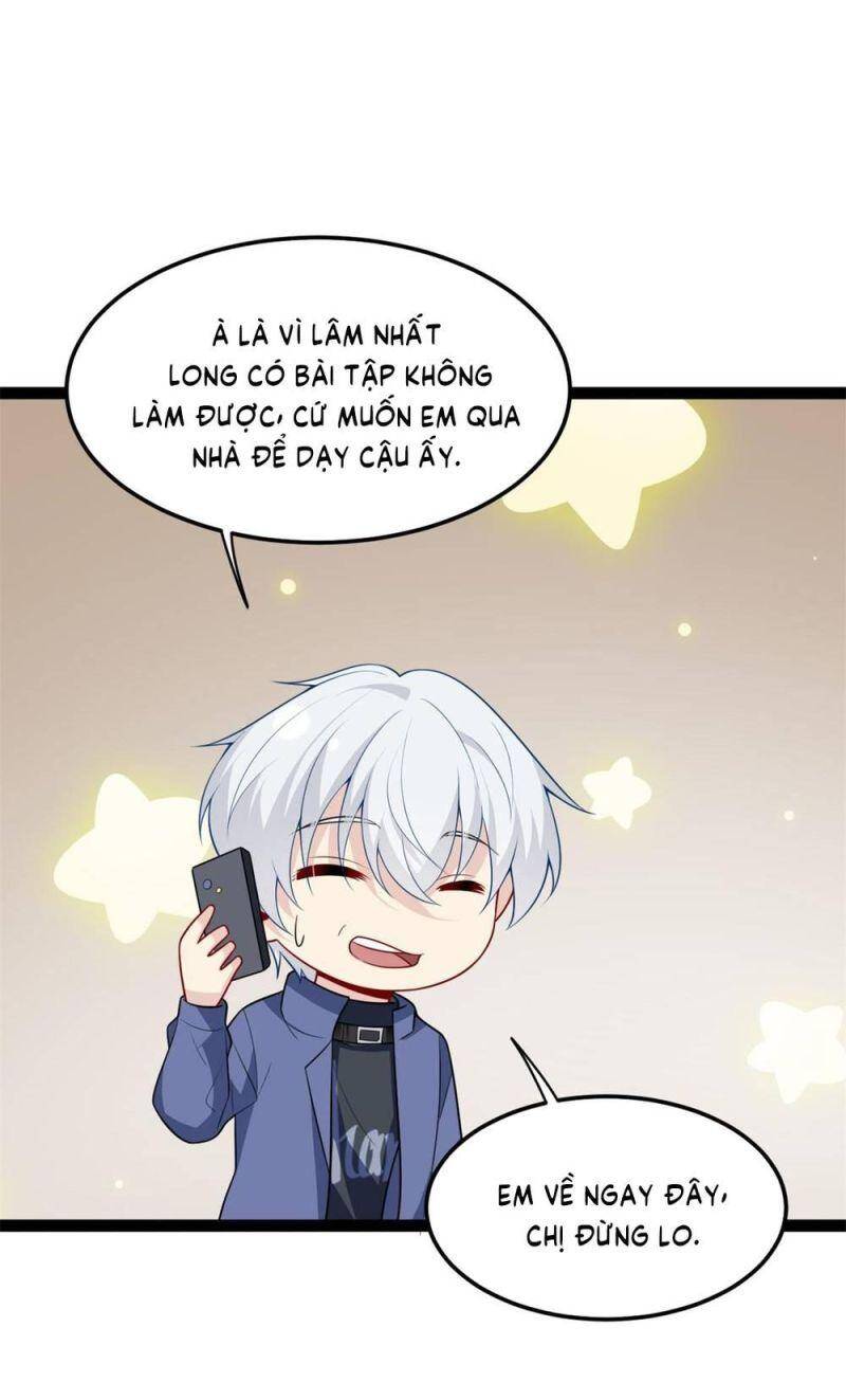 Tôi ở thế giới khác dựa dẫm vào phụ nữ