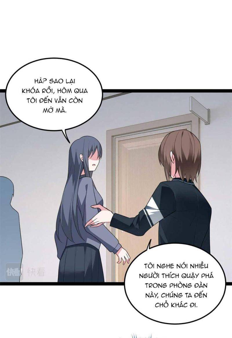 Tôi ở thế giới khác dựa dẫm vào phụ nữ