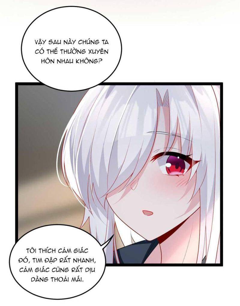 Tôi ở thế giới khác dựa dẫm vào phụ nữ