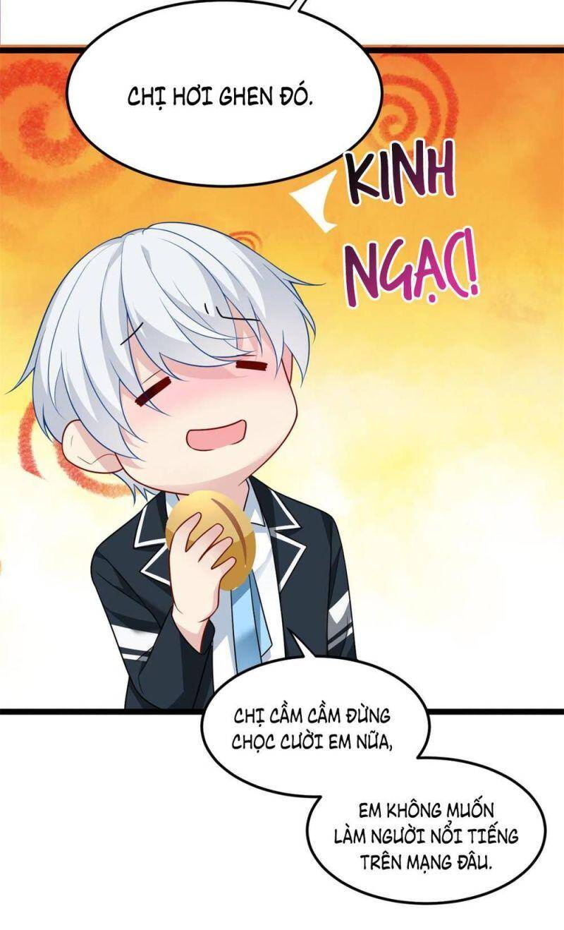 Tôi ở thế giới khác dựa dẫm vào phụ nữ
