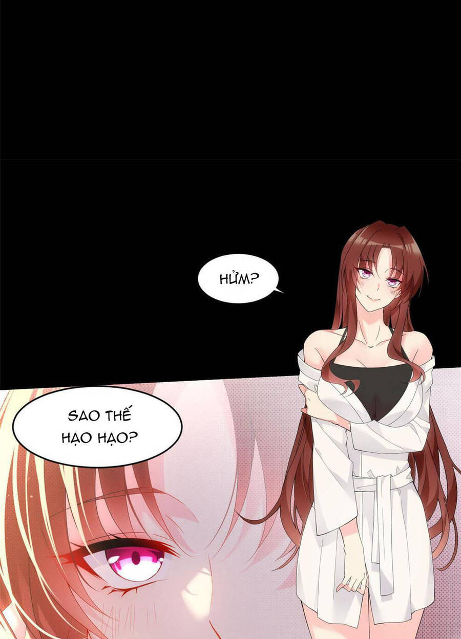 Tôi ở thế giới khác dựa dẫm vào phụ nữ
