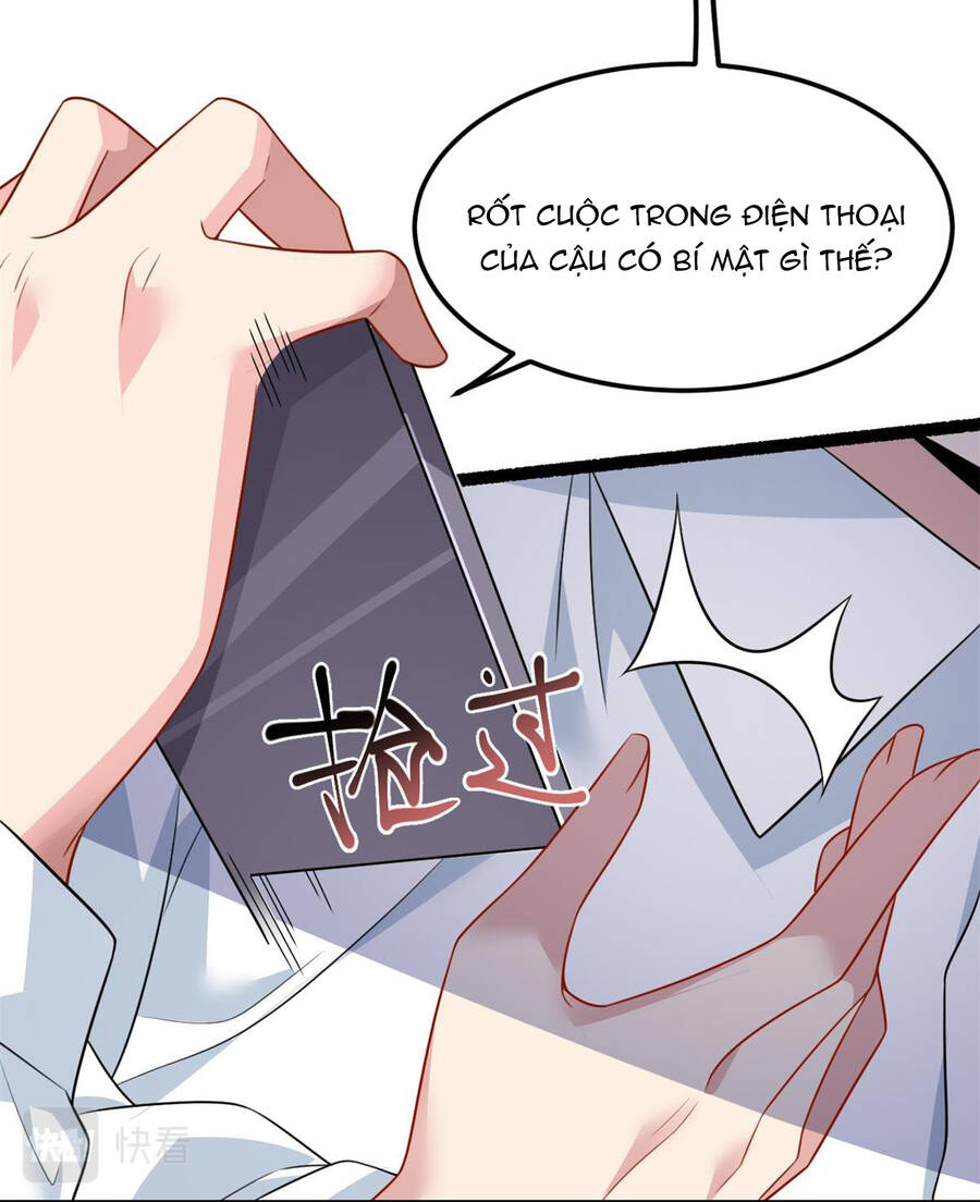 Tôi ở thế giới khác dựa dẫm vào phụ nữ