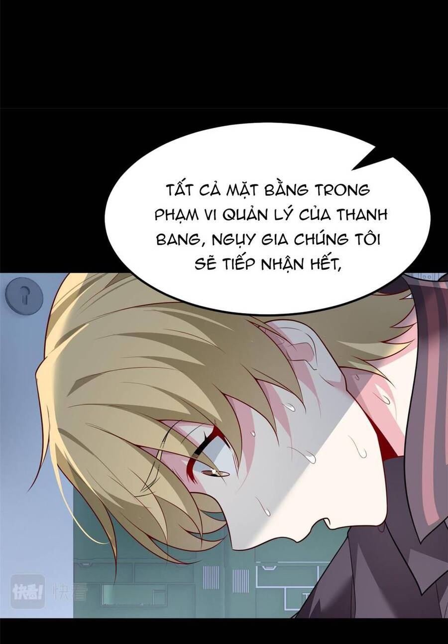 Tôi ở thế giới khác dựa dẫm vào phụ nữ