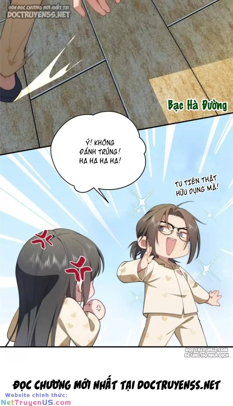 Nữ chính từ trong sách chạy ra ngoài rồi phải làm sao đây
