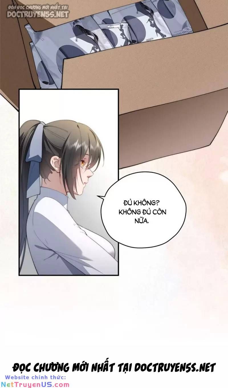 Nữ chính từ trong sách chạy ra ngoài rồi phải làm sao đây