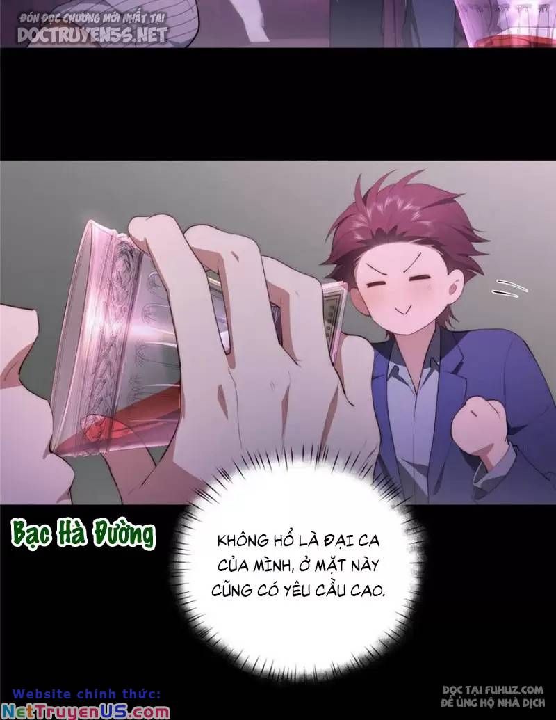 Nữ chính từ trong sách chạy ra ngoài rồi phải làm sao đây