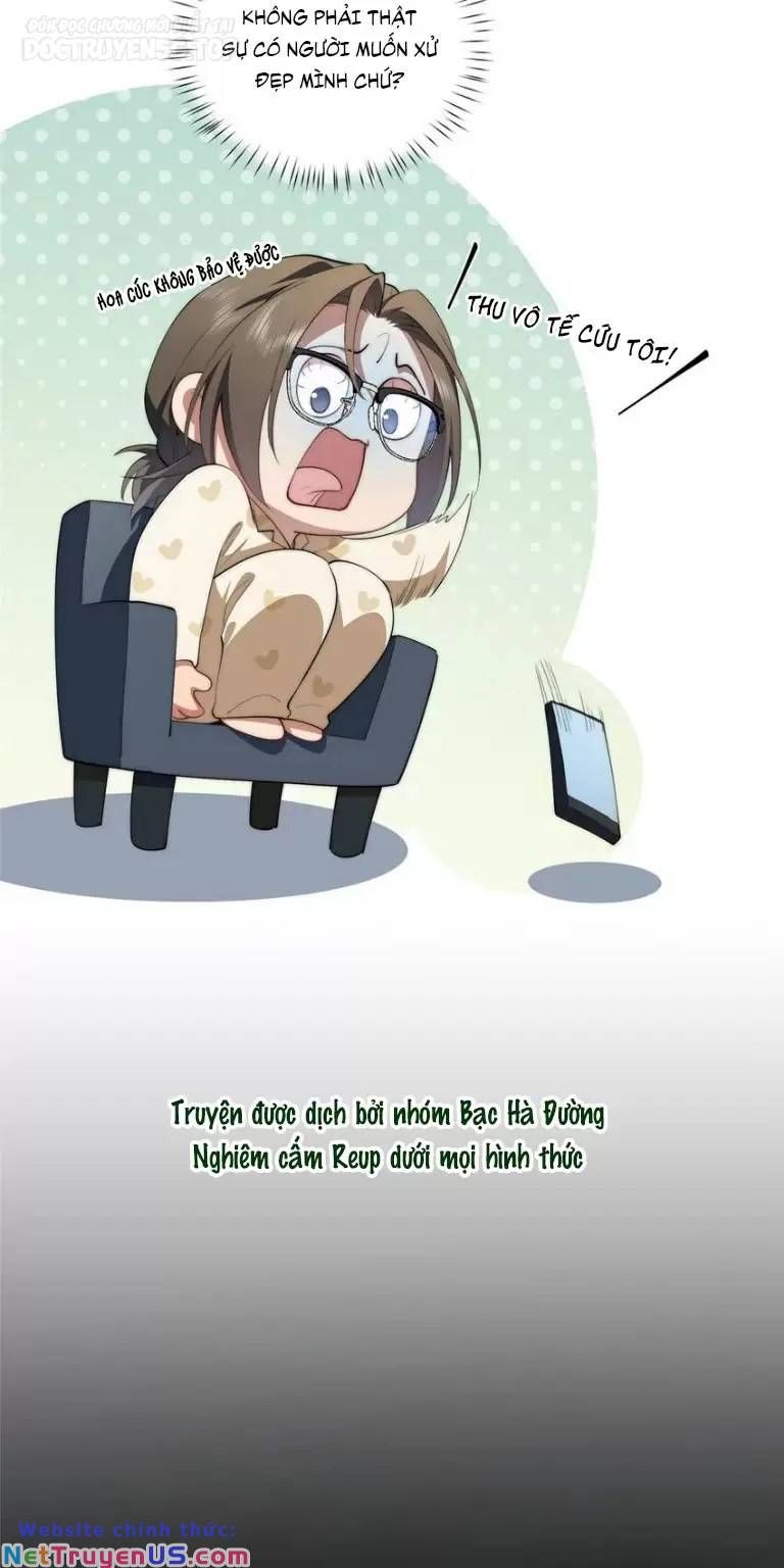 Nữ chính từ trong sách chạy ra ngoài rồi phải làm sao đây