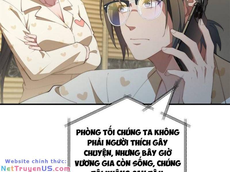 Nữ chính từ trong sách chạy ra ngoài rồi phải làm sao đây