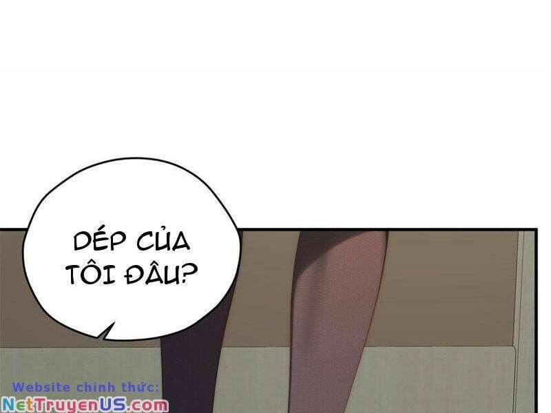 Nữ chính từ trong sách chạy ra ngoài rồi phải làm sao đây
