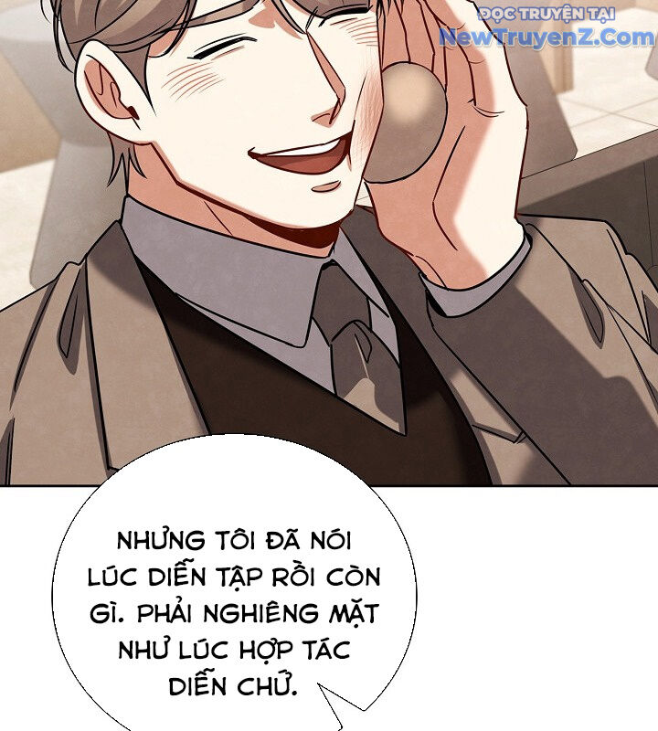 Sống Như Một Diễn Viên